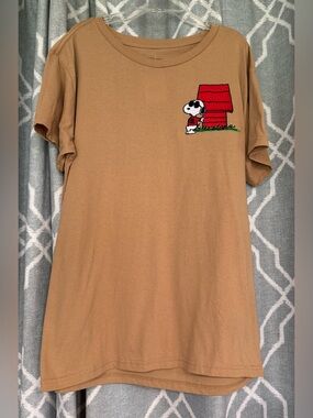 Peanuts Tan Short Sleeve Tee with Red Snoopy Doghouse Patch